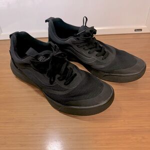 Vans Men's Ultrarange Rapidweld Sneakers in Black Size 11.5